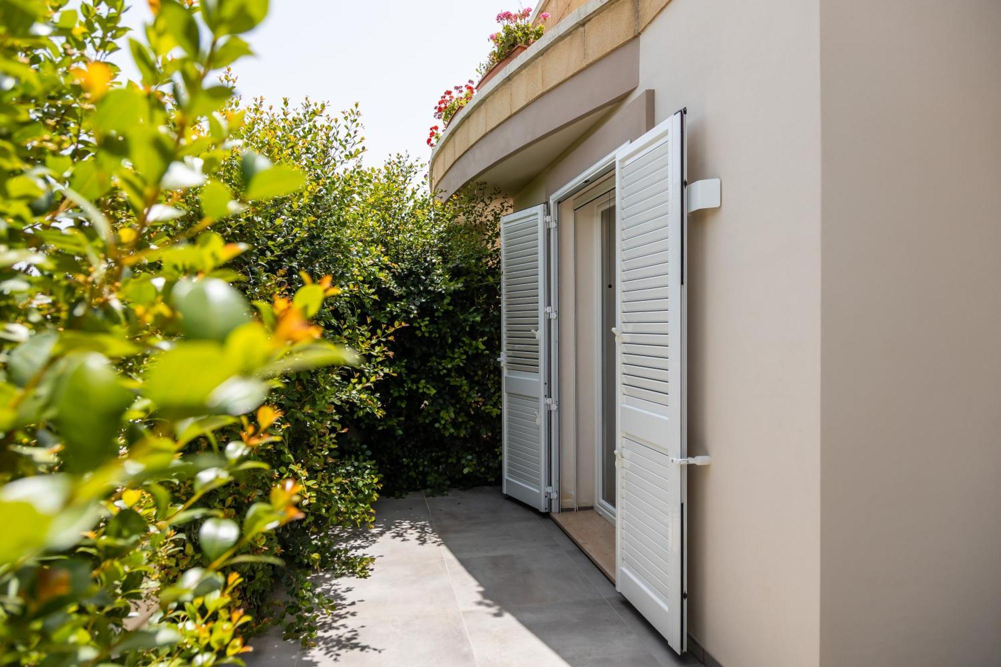 La Collina Di Montegrappa: Villa Suites with Private and Shared Pools Tuglie Room photo